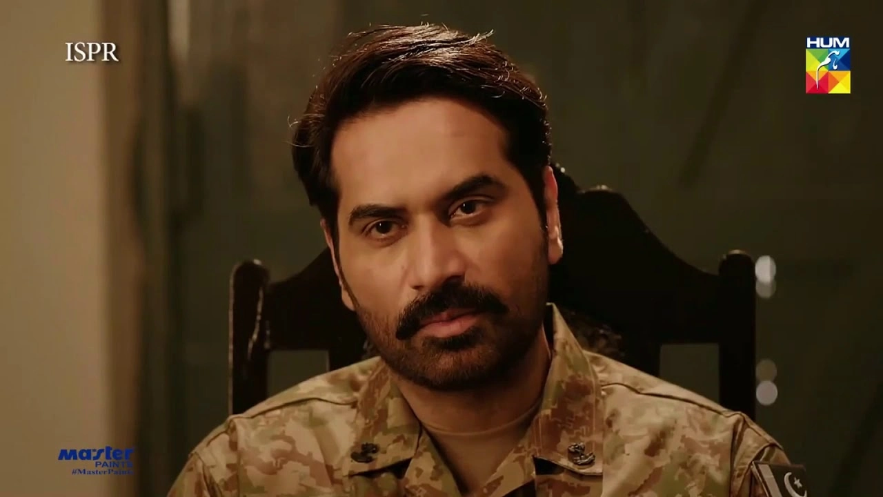 Hunaiyyo Saeed in army uniform in Ehd e Wafa drama