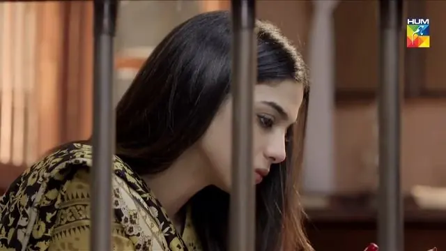 Yumna Zaidi elegant look in Ishq Zah e Naseeb drama